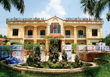 Nhà máy gạch ốp lát Ceramic Hồng Hà